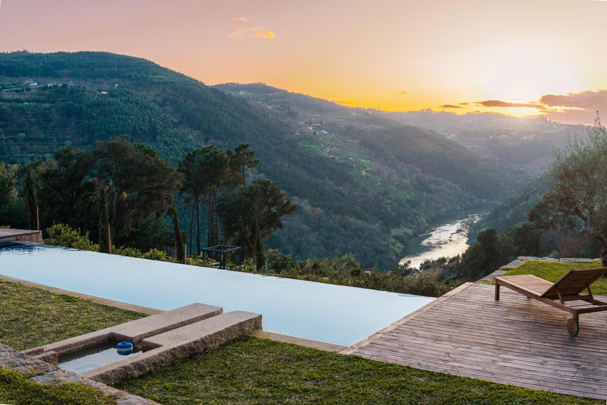 Javardo - Family House - Douro Penha Longa 외부 사진